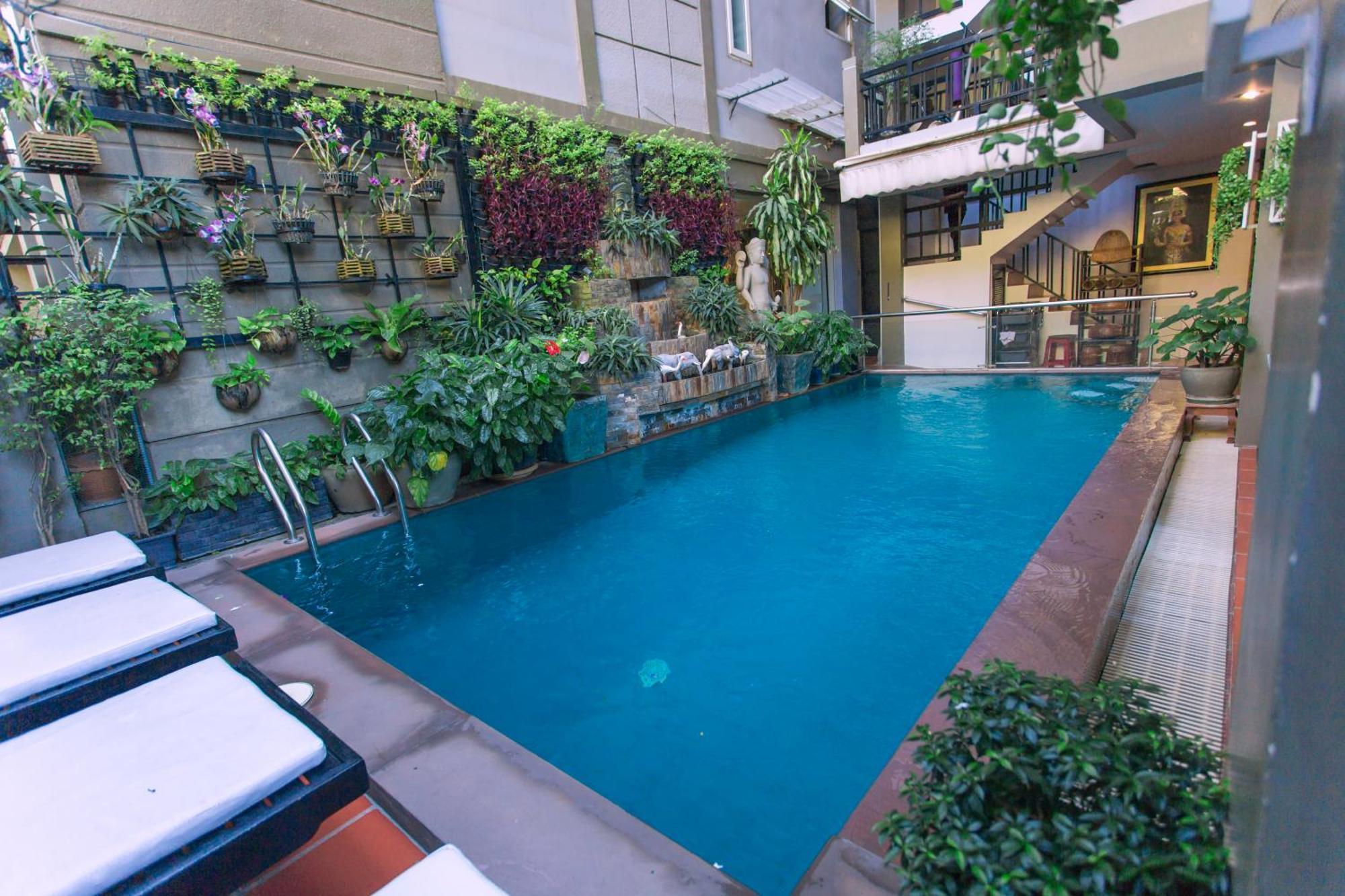 King Grand Boutique Hotel Phnom Penh Zewnętrze zdjęcie